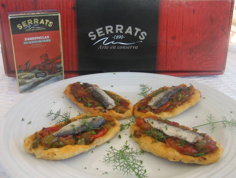 Christmas canapés: Vegetable and sardine canapés