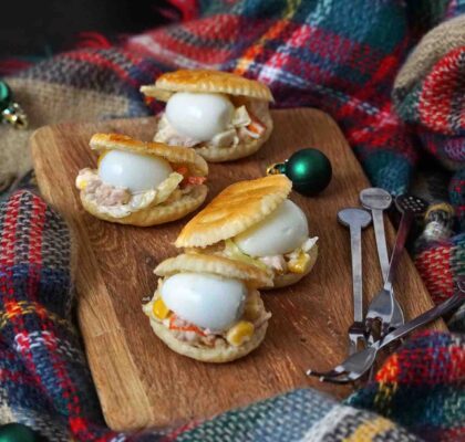 Puff pastry shells for Three Kings Day
