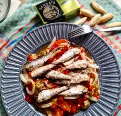 Roasted pepper salad with sardines